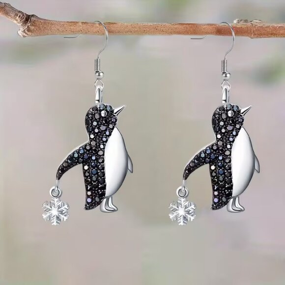 NEW Silver Penguin Dangle Earrings Black & Crystal Rhinestones - Picture 1 of 9